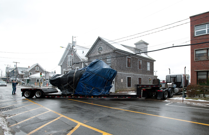 Alvin returns to Woods Hole, December 2010