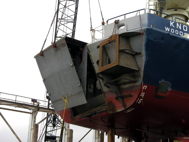 The Stern module being fit.  To starboard, the skeleton and bracing for the Long Core handling Grapple can be seen.