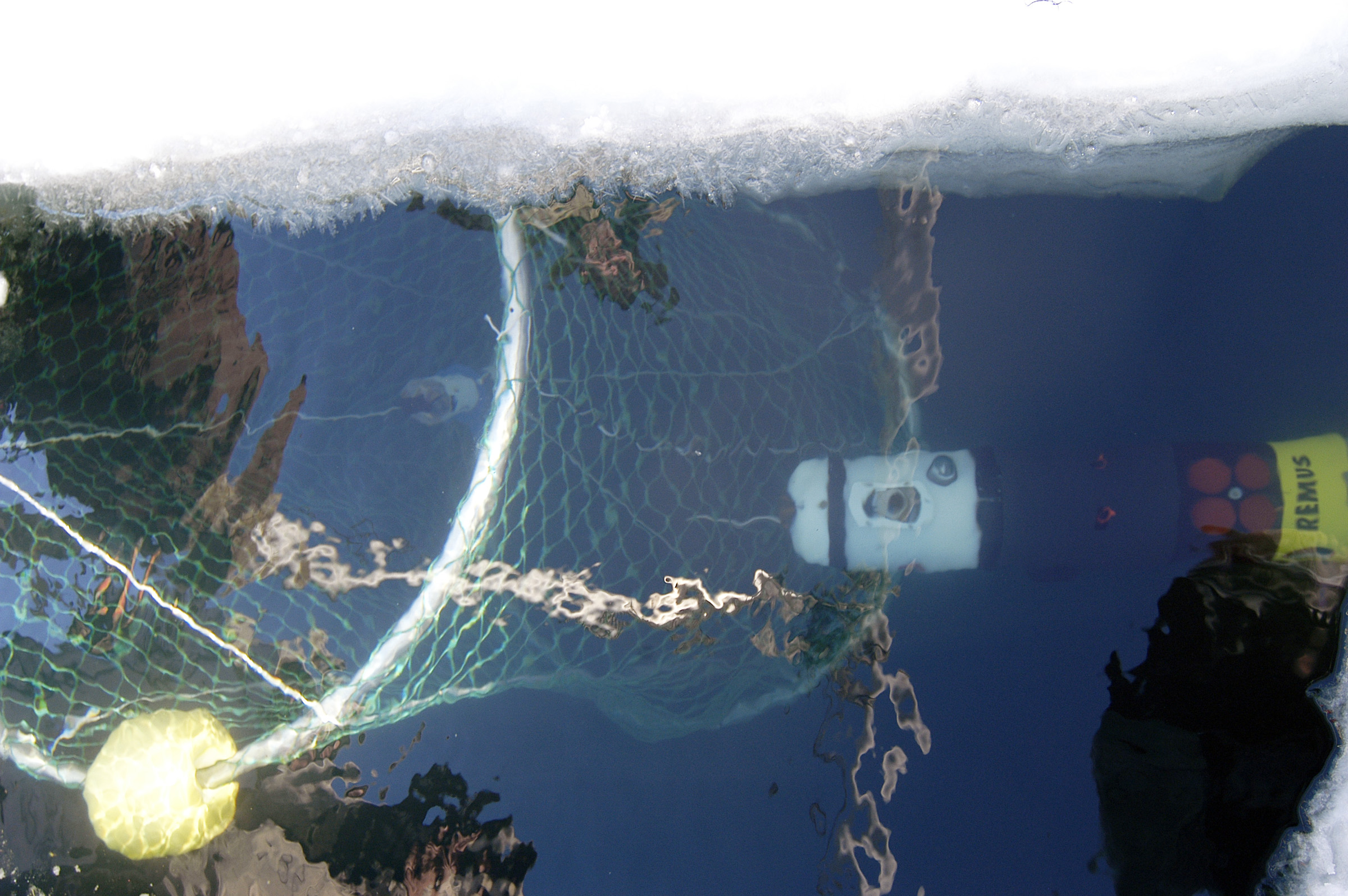 REMUS AUV ice hole