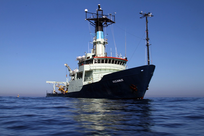 R/V Oceanus