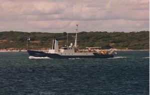 R/V Oceanus in Vineyard Sound