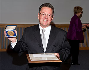 Dr. James E. Cloern