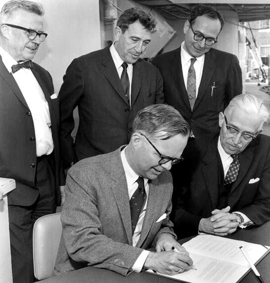 Signing ceremony for WHOI/MIT Joint program, May 8, 1968.