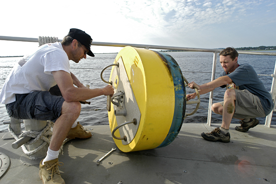 Rocky Geyer and postdoctoral scholar Dave Ralston.