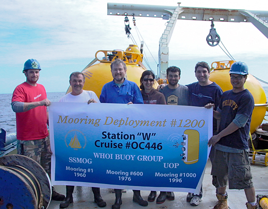 1200th mooring deployment group shot.