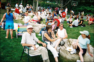 guests at the WHOI Summer Picnic