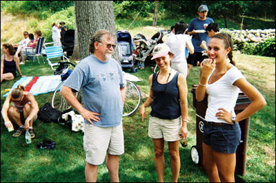 guests at the WHOI Summer Picnic