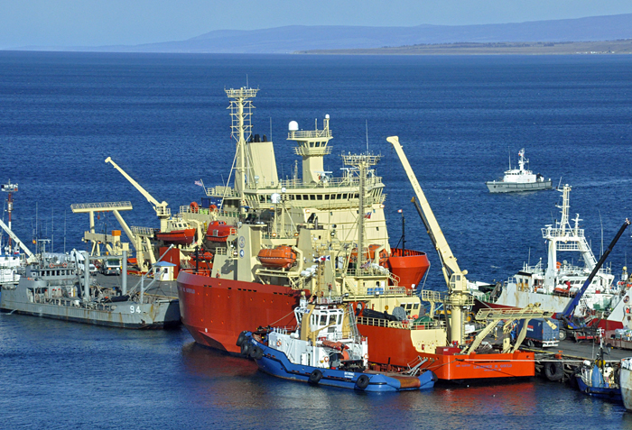Icebreakers Gould and Palmer