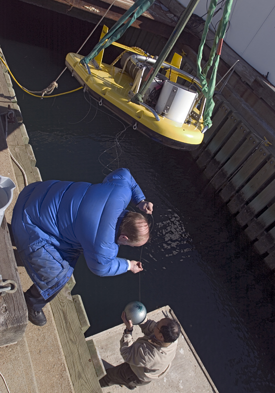 Acoustic fish finder