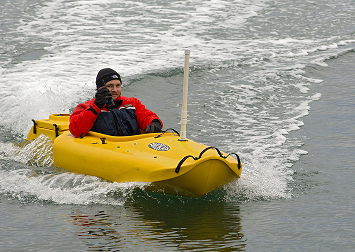 Autonomous surface vehicle