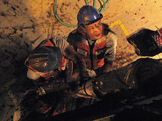 cutting a gravity core