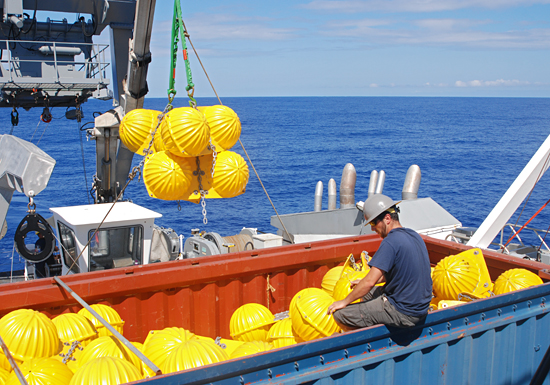 Moorings on R/V Atlantic Explorer