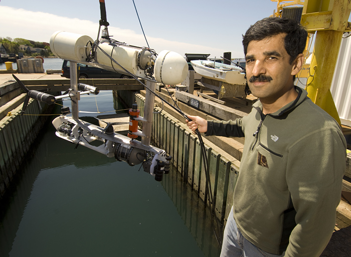hanu singh tests seabed