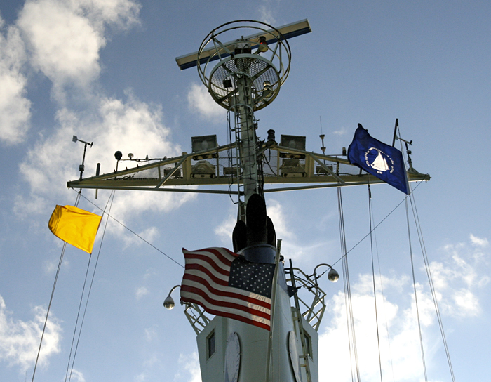 Knorr's flags on homeward leg