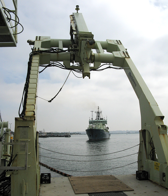 atlantis off aft end of knorr
