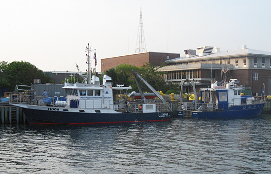 The sister vessels R/V Tioga and R/V Gulf Challenger (UNH) at the WHOI pier.