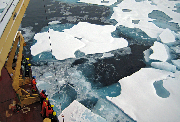 Arctic mooring recovery