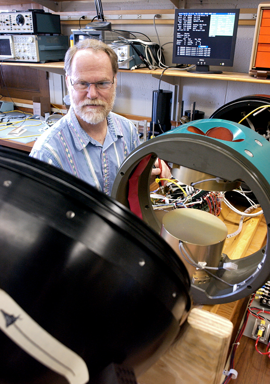 Rob Goldsborough working on the New York REMUS