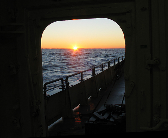 R/V Oceanus sunset during cruise OC433.