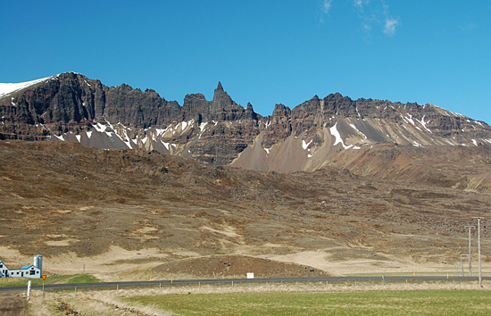 glaciated ridges in iceland