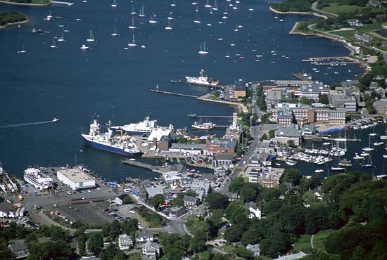 8.17.03, Woods Hole Village aerial.