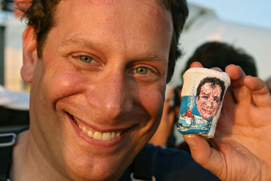 Daniel Dubno of CBS News with his compressed styrofoam cut. Dive and Discover 9.
