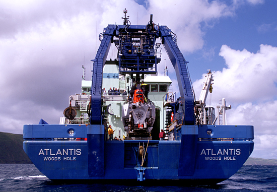 Aft view of R/V Atlantis on cruise AT3-14.