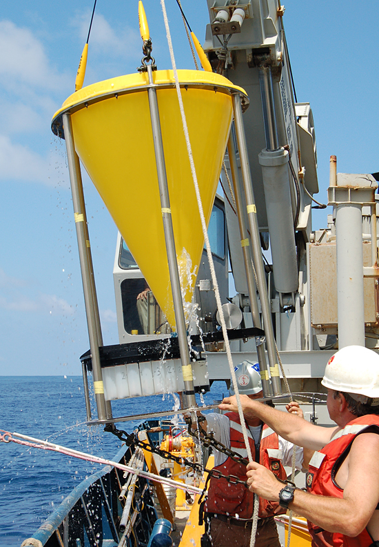 Sediment trap recovery operations