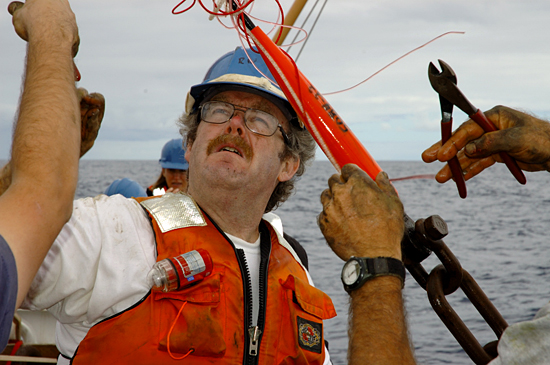 Weller working the STRATUS mooring recovery off Chile.