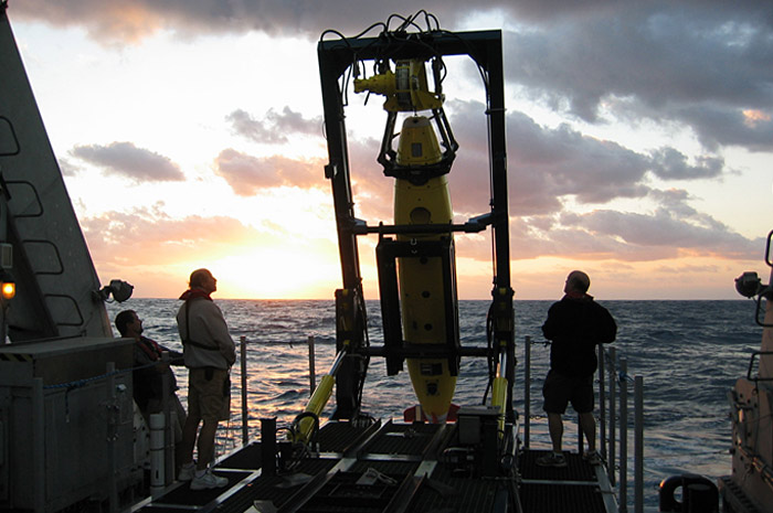 REMUS 6000 launch