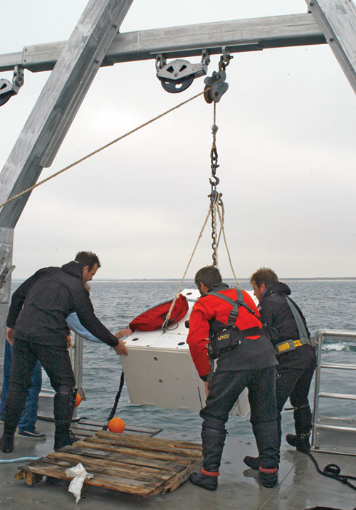 The seafloor node of the Martha’s Vineyard Coastal Observatory