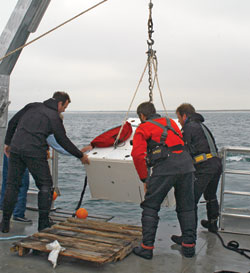 The seafloor node of the Martha’s Vineyard Coastal Observatory