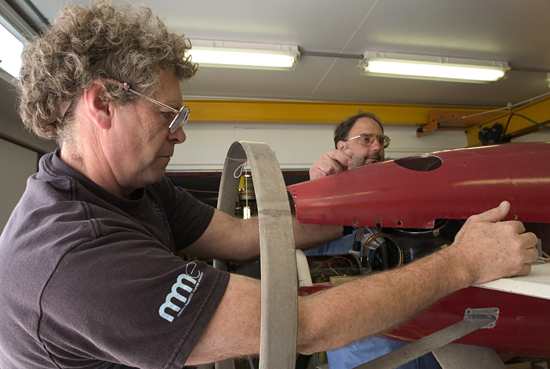 Rod Catanach and Andy Billings preparing ABE.
