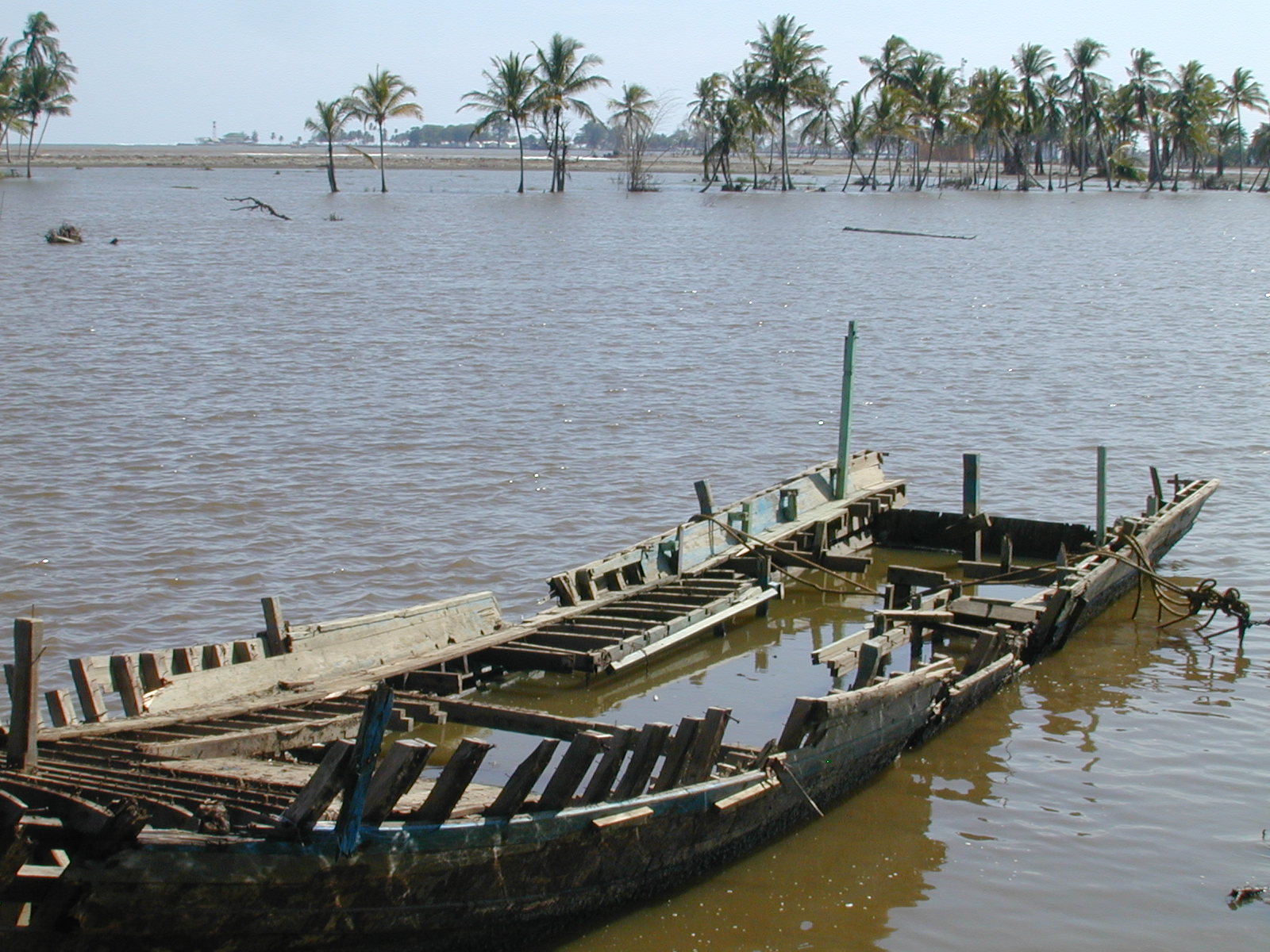 Meulaboh is an active fishing port on a river. At the mouth of the