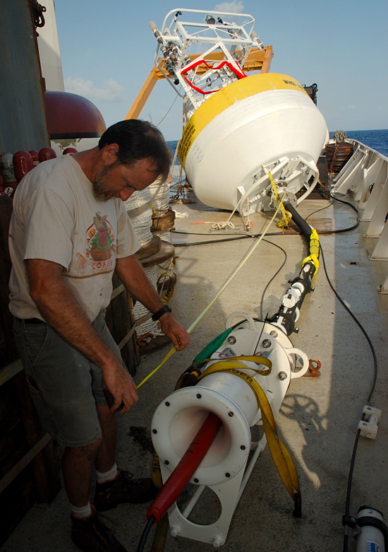 Jeff Lord assembling NTAS 7 mooring for deployment operations.
