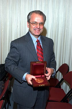 2004 Henry Bryant Bigelow Medal recipient, David M. Karl (Photo by Tom Kleindinst, Woods Hole Oceanographic Institution)