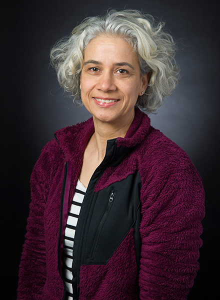 Angela Helbling