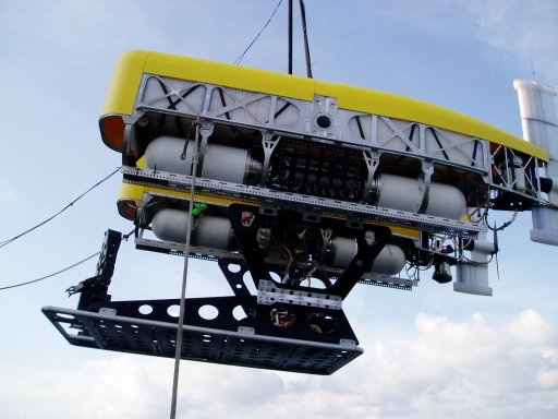 Ceramic housings can be seen under un-skinned Nereus