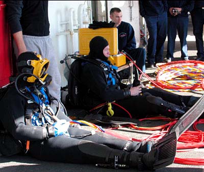 divers prepping