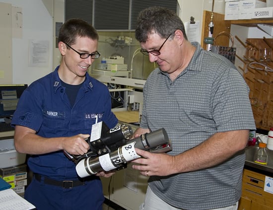 Oil sample arrives at WHOI