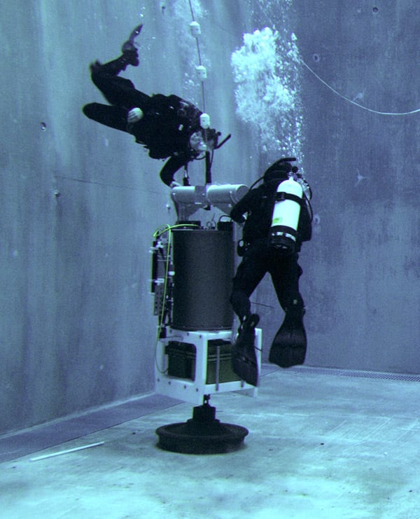 esp-tank-divers250_115317.jpg