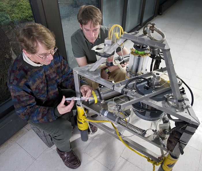 Measuring Mercury