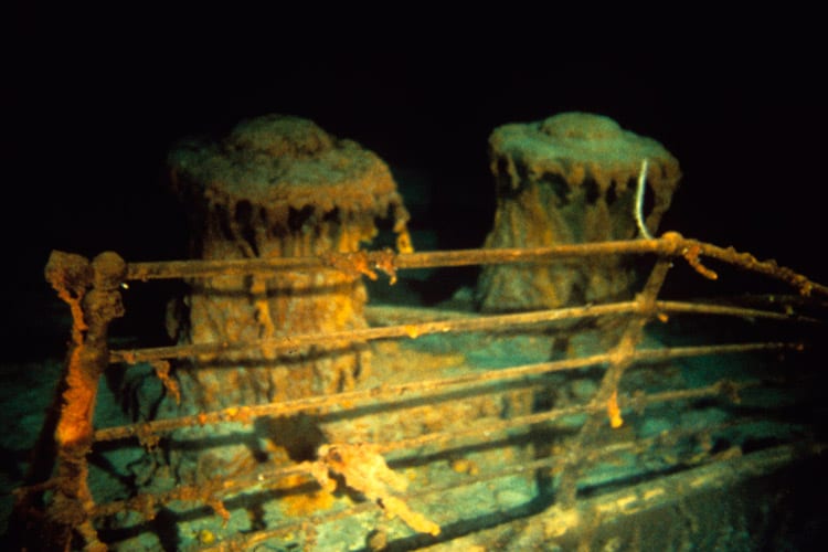 1986 images of the sunken Titanic – Woods Hole Oceanographic Institution