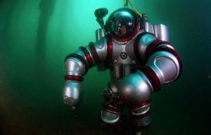 High-tech Dives on an Ancient Wreck