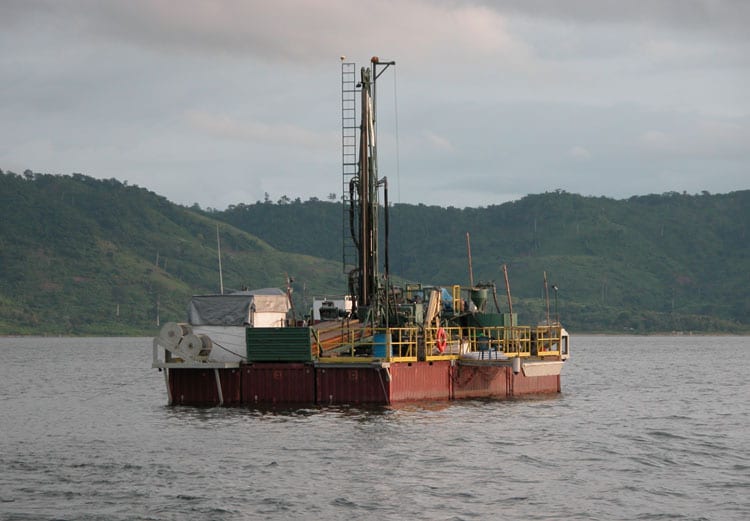 Vessel_750_372493.jpg