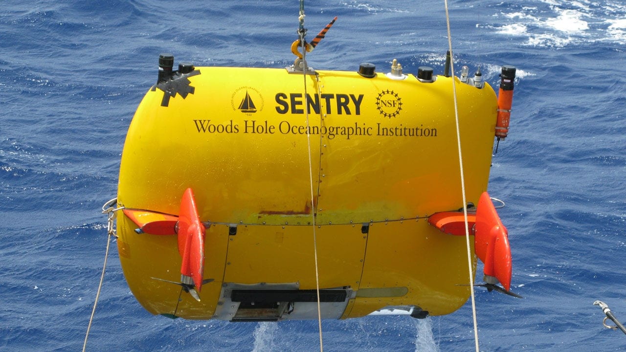 WHOI Assists in Locating El Faro Voyage Data Recorder