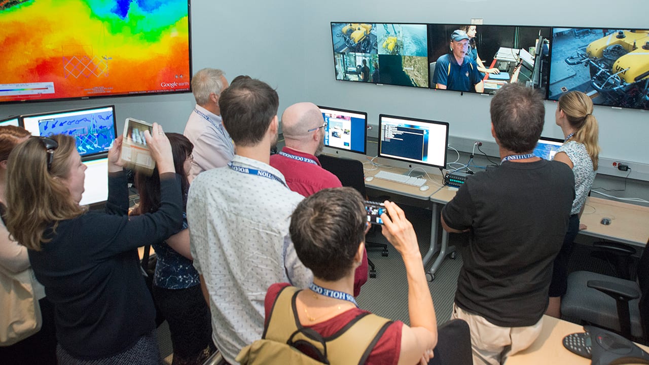 Tour and Telepresence