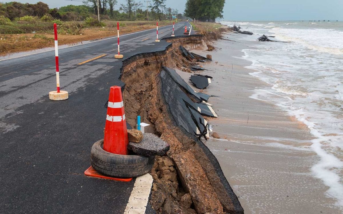 Why Is Sea Level Rising Faster in Some Places Along the U.S. East Coast Than Others?