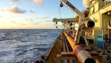 For Zombie Microbes, Deep-Sea Buffet is Just Out of Reach