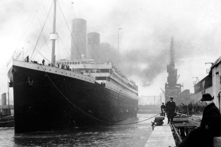 Titanic departing